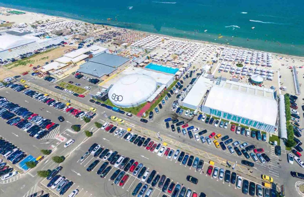 Ella Summerland Mamaia Exteriör bild