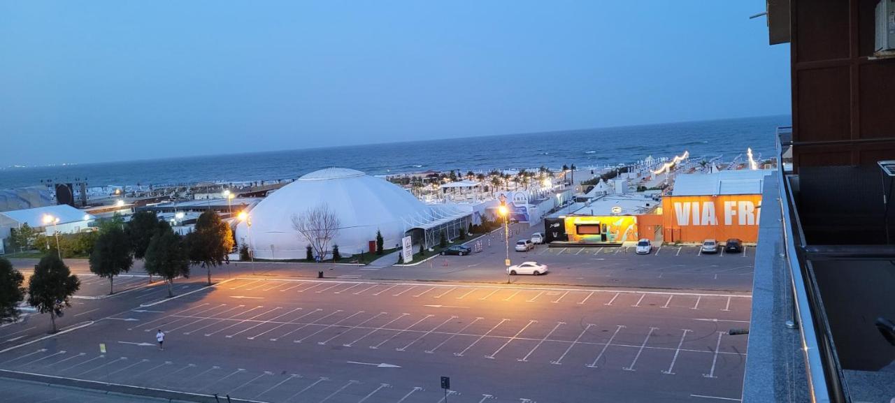 Ella Summerland Mamaia Exteriör bild